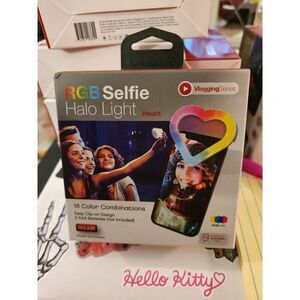 New! RGB Selfie Light ~ HEART SHAPED ~ 18 Color Combinations Cell Phone Light